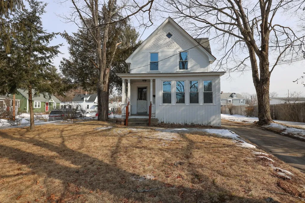 445 Mast Road Manchester NH 03102