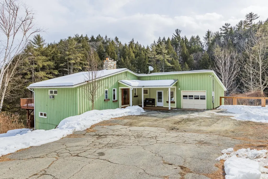 406 Jericho Street Hartford VT 05001