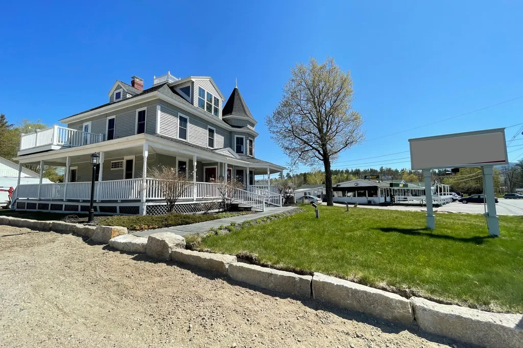 3641 White Mountain Highway Conway NH 03860
