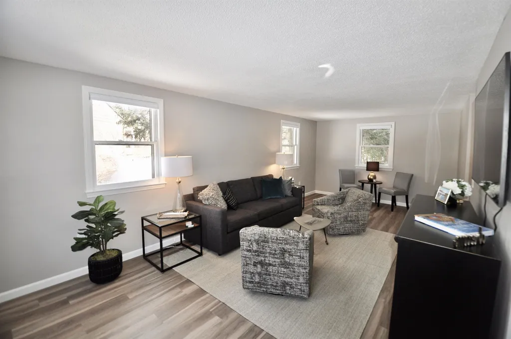 14 Lutheran Drive Nashua NH 03063