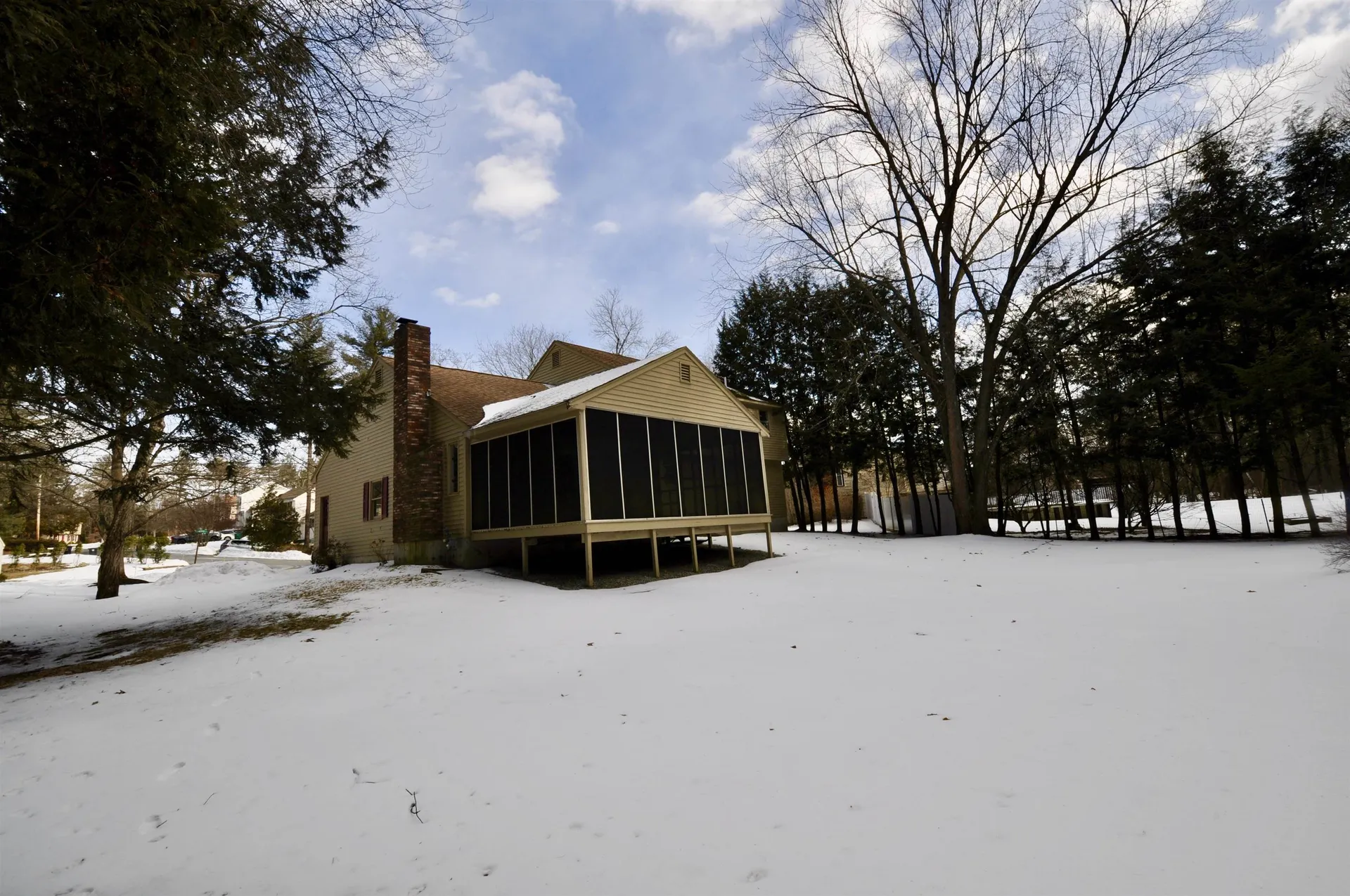 14 Lutheran Drive Nashua NH 03063