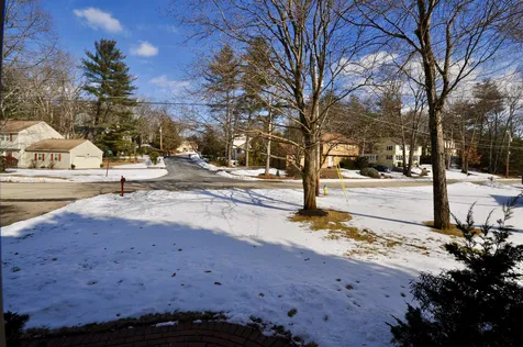 14 Lutheran Drive Nashua NH 03063