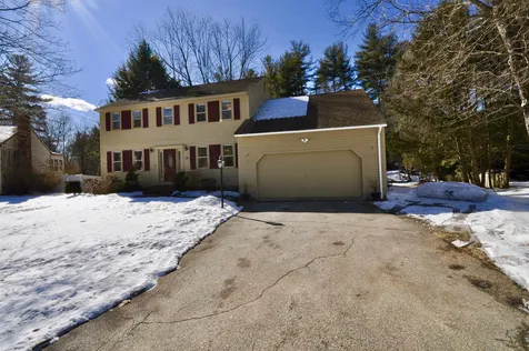 14 Lutheran Drive Nashua NH 03063