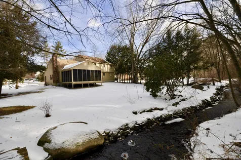 14 Lutheran Drive Nashua NH 03063