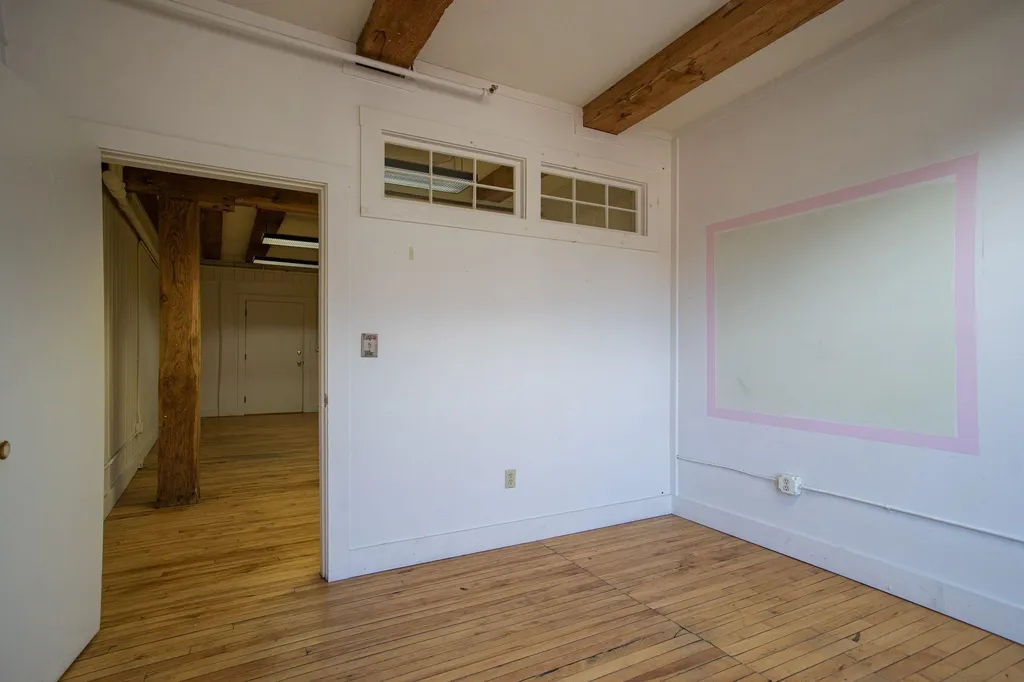 73 Main Street Brattleboro VT 05301