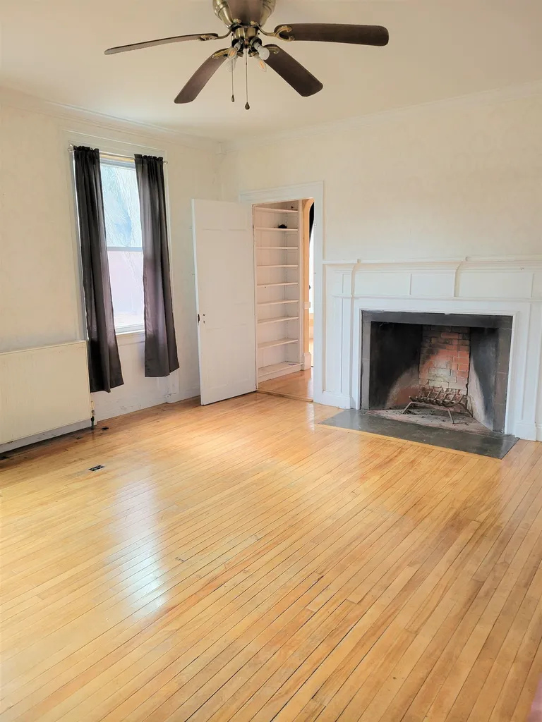 189 Broad Street Claremont NH 03743