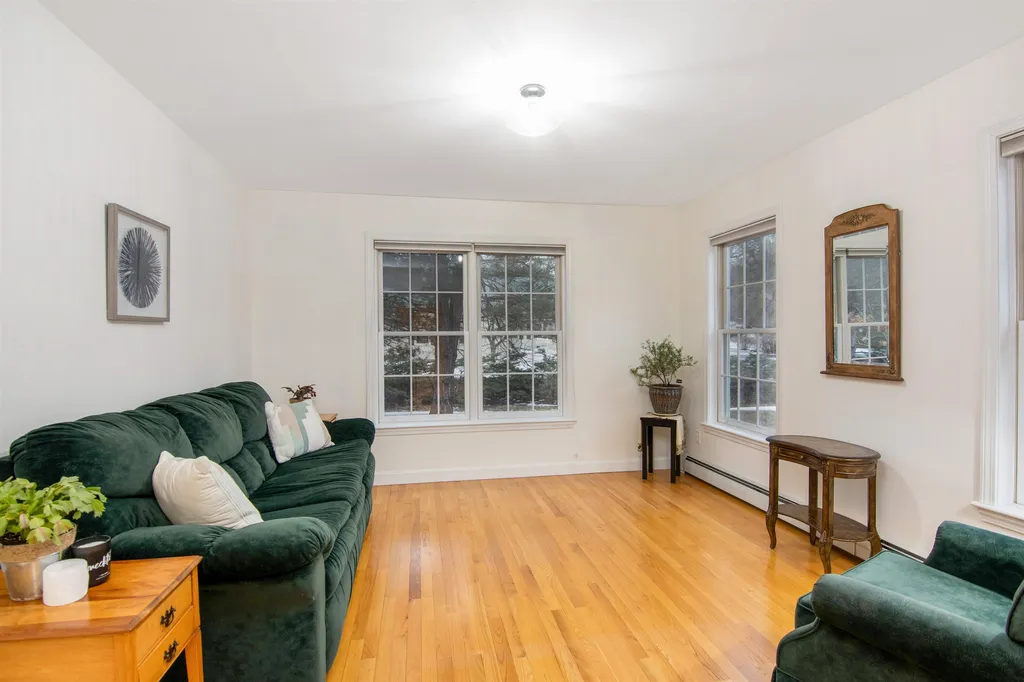 19 Kriste Lane Jericho VT 05465