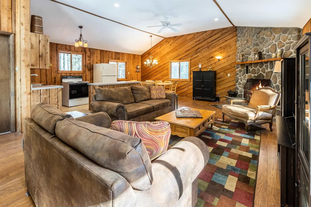 2 Lower Stratton Valley Road Winhall VT 05340