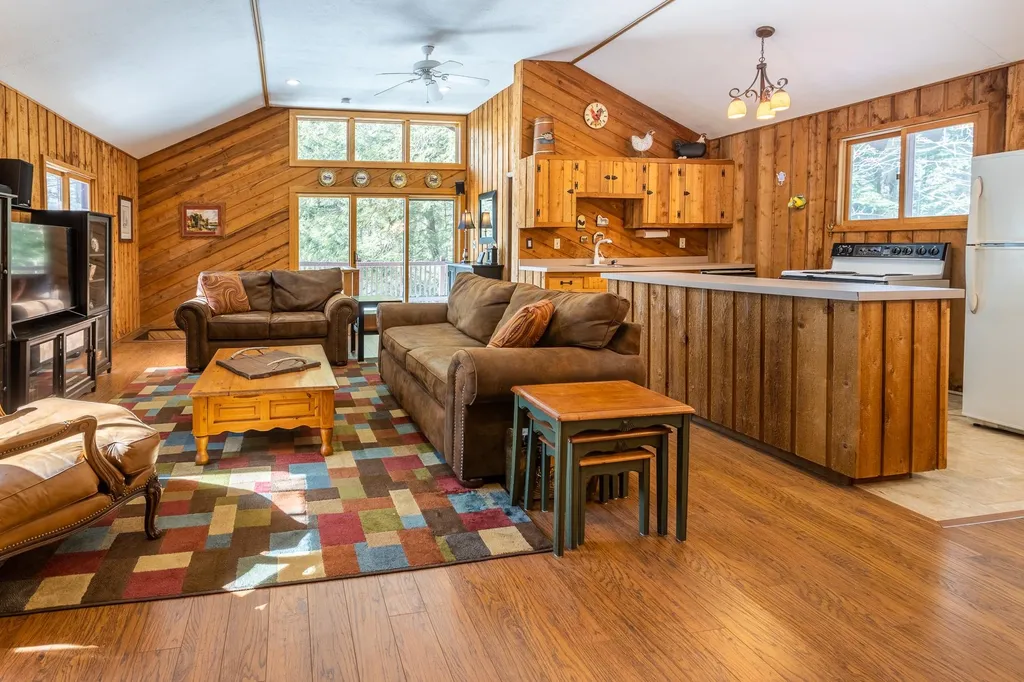 2 Lower Stratton Valley Road Winhall VT 05340