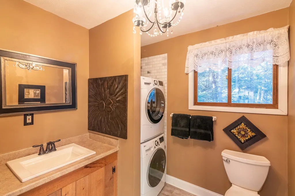 2 Lower Stratton Valley Road Winhall VT 05340