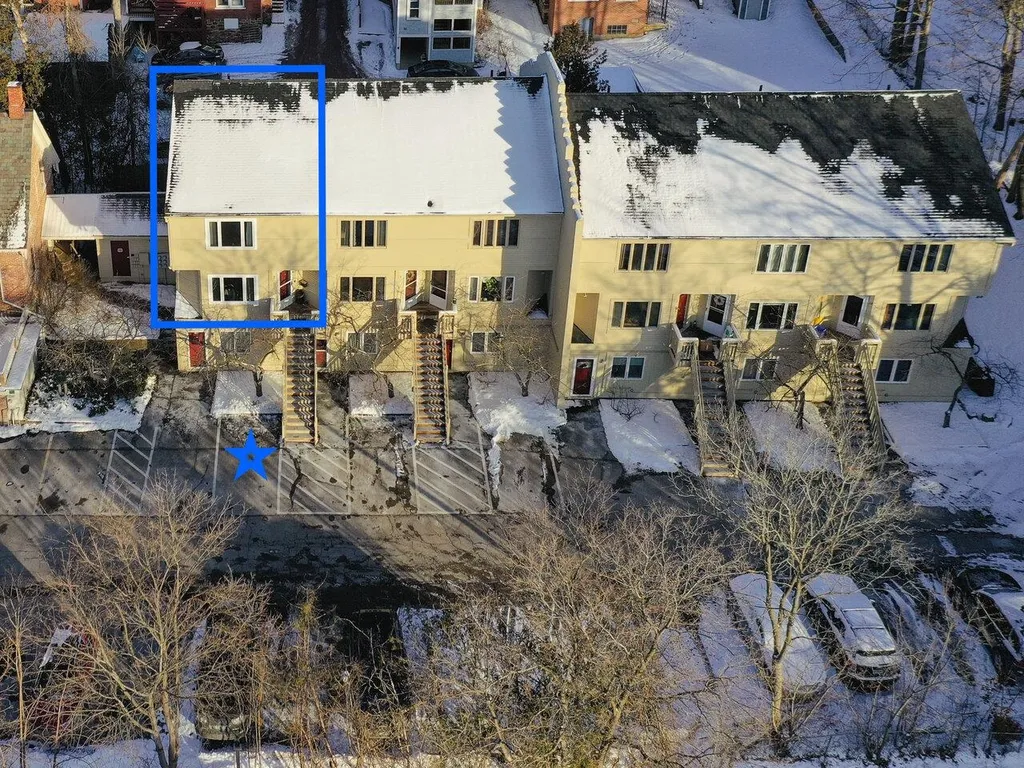 337 College Street Burlington VT 05401