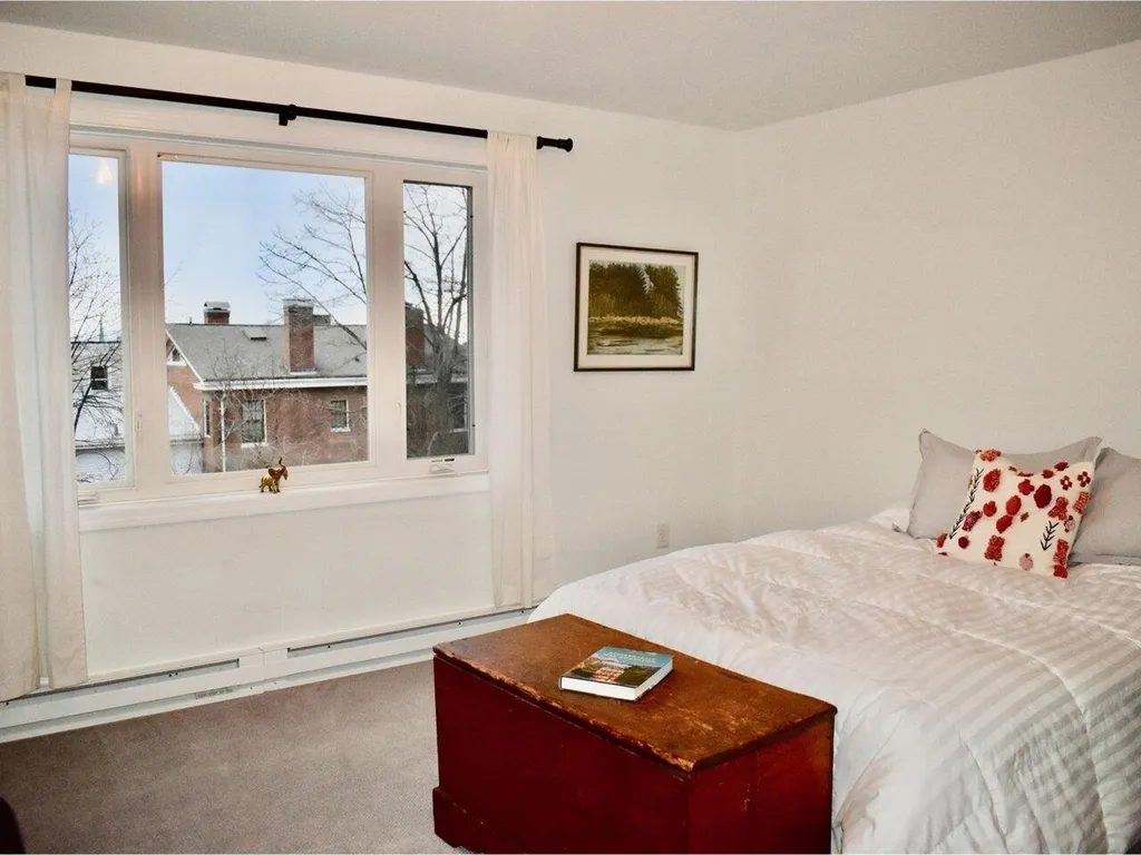 337 College Street Burlington VT 05401