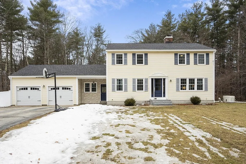 35 Clark Road Milford NH 03055