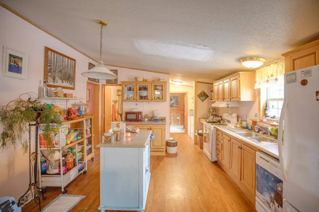72 Hazen Road Jefferson NH 03583