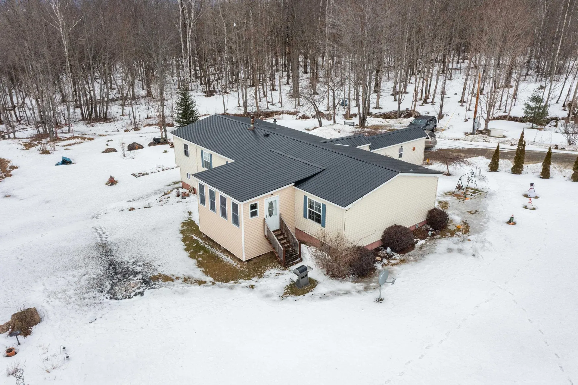 72 Hazen Road Jefferson NH 03583