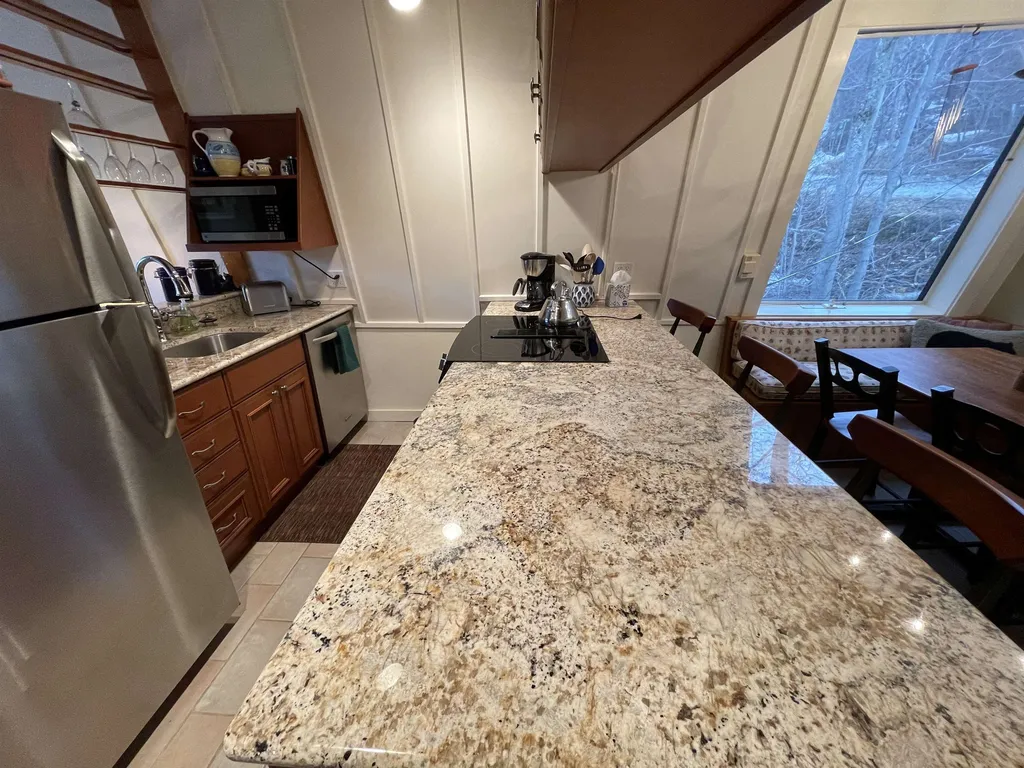 67 Upper Village Road Warren VT 05674