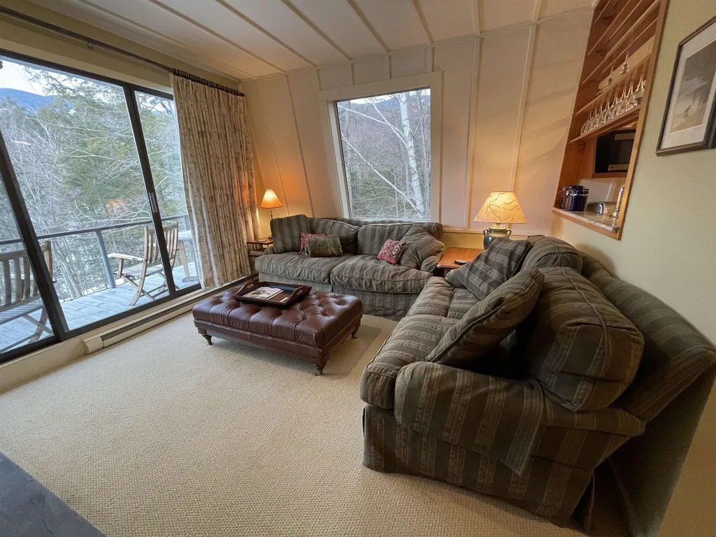 67 Upper Village Road Warren VT 05674