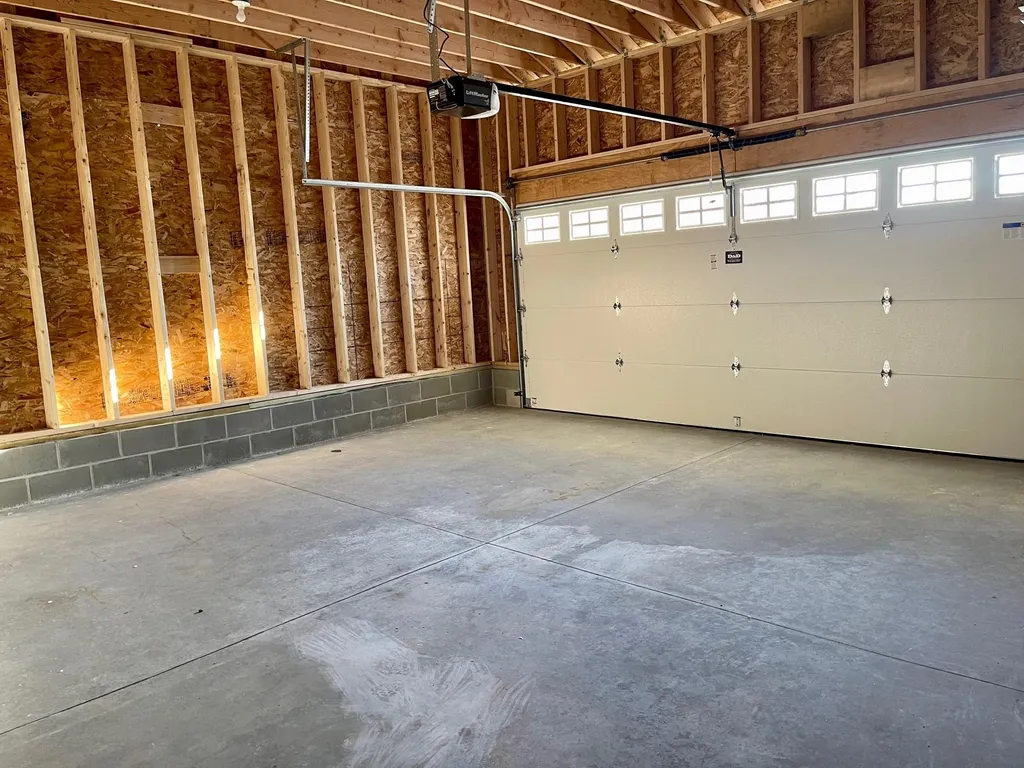21 Sharon Way Fremont NH 03044