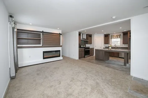 21 Sharon Way Fremont NH 03044