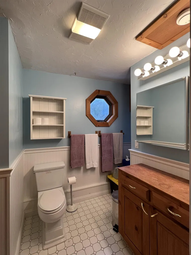13 Blueberry Hill Lane Alstead NH 03602
