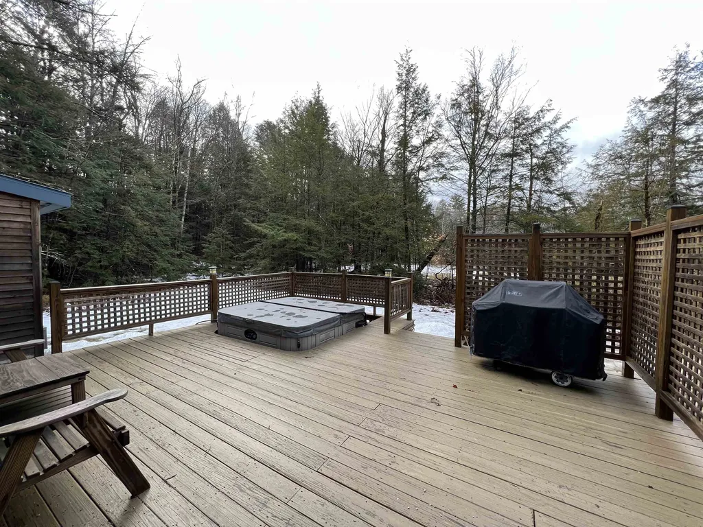 13 Blueberry Hill Lane Alstead NH 03602