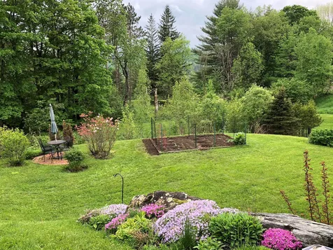 220 Thomas Lane Stowe VT 05672