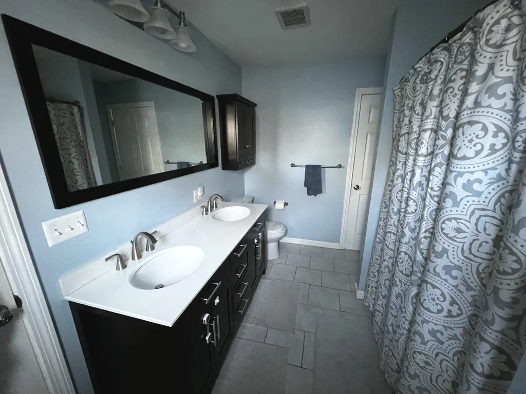 66 Woodbury Road Burlington VT 05408