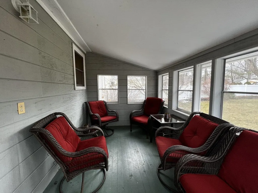 66 Woodbury Road Burlington VT 05408