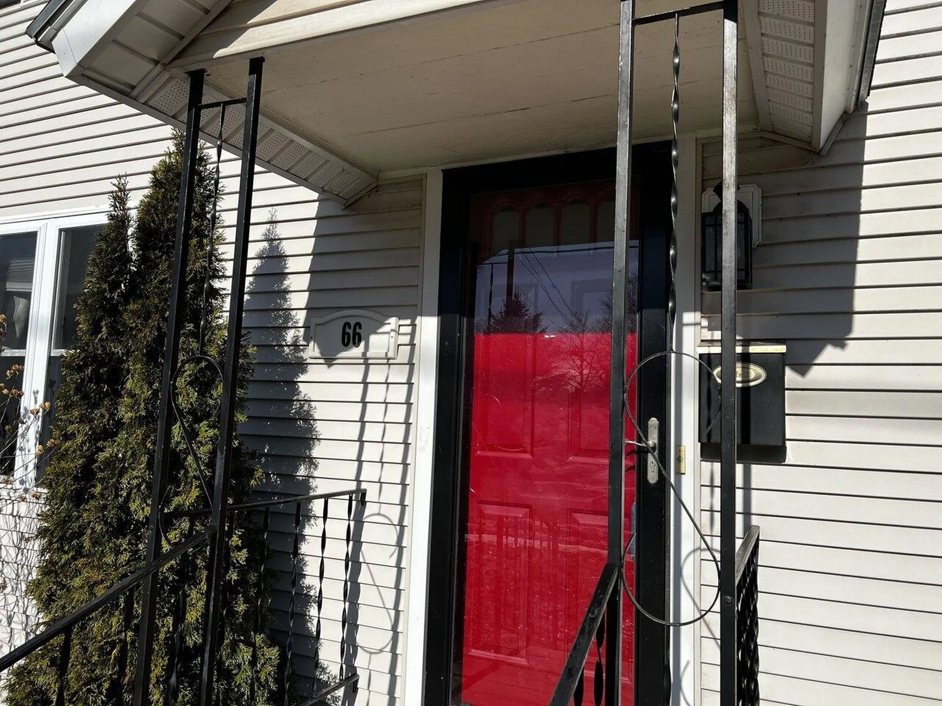 66 Woodbury Road Burlington VT 05408