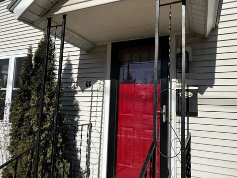 66 Woodbury Road Burlington VT 05408