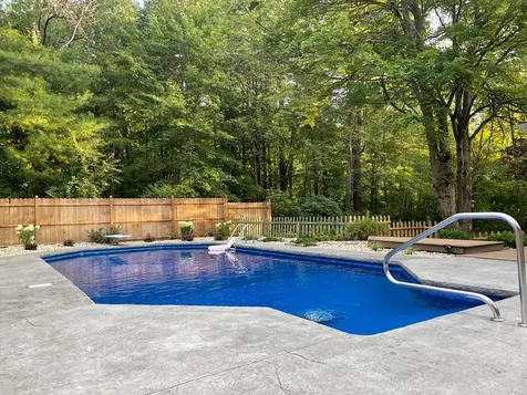 51 Osgood Road Kensington NH 03833
