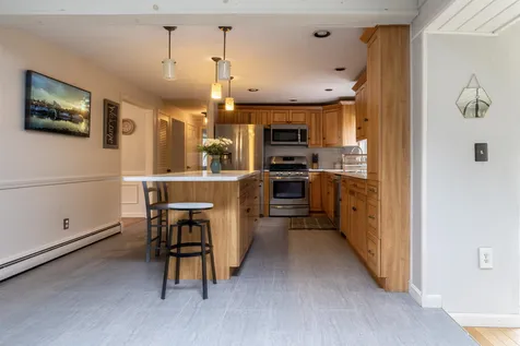 51 Osgood Road Kensington NH 03833