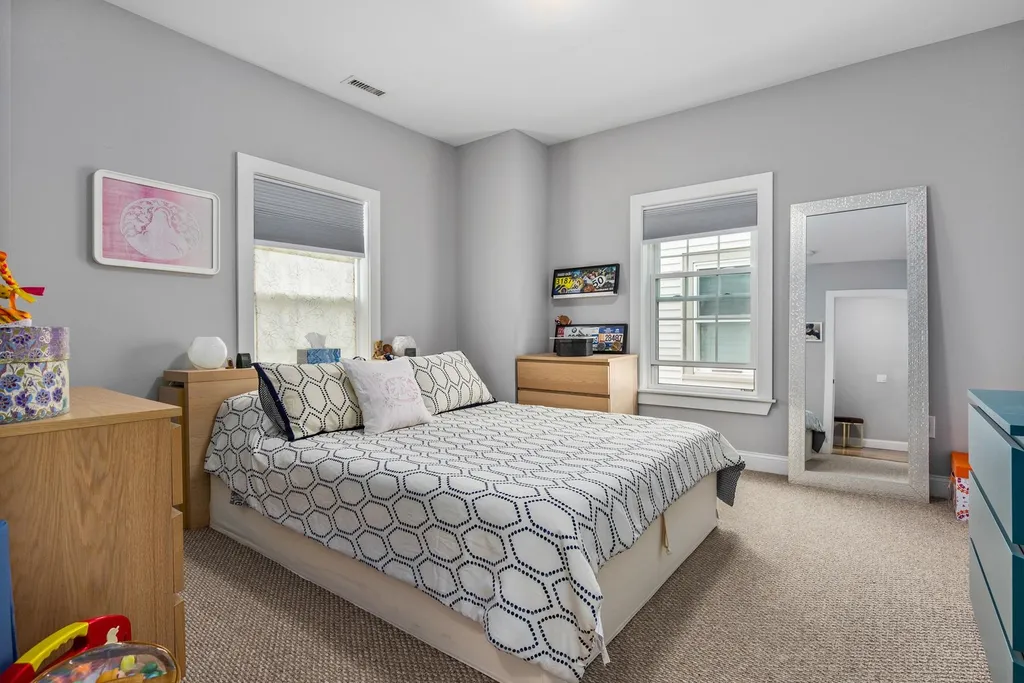 33 Columbia Street Portsmouth NH 03801