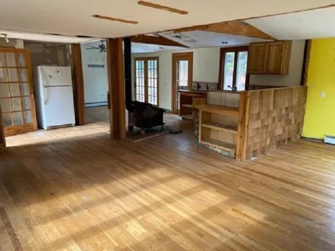29 Hunt Road Kingston NH 03848