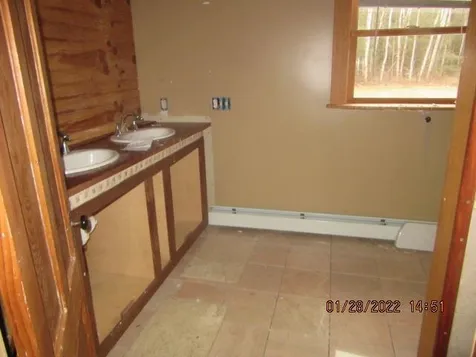 29 Hunt Road Kingston NH 03848