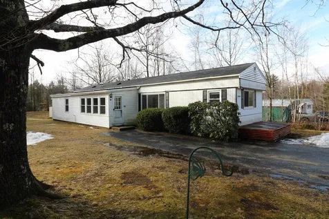 12 Oak Drive Rindge NH 03461