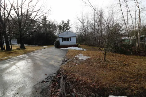 12 Oak Drive Rindge NH 03461