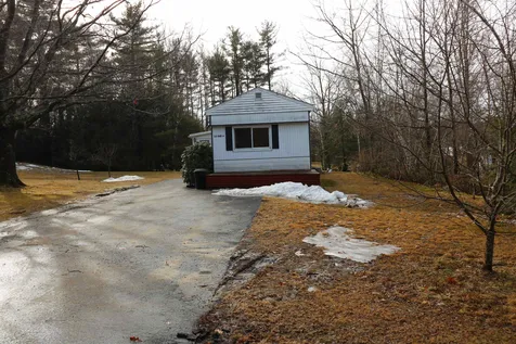 12 Oak Drive Rindge NH 03461