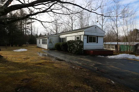 12 Oak Drive Rindge NH 03461
