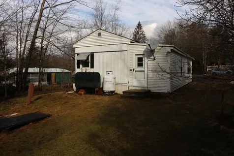 12 Oak Drive Rindge NH 03461