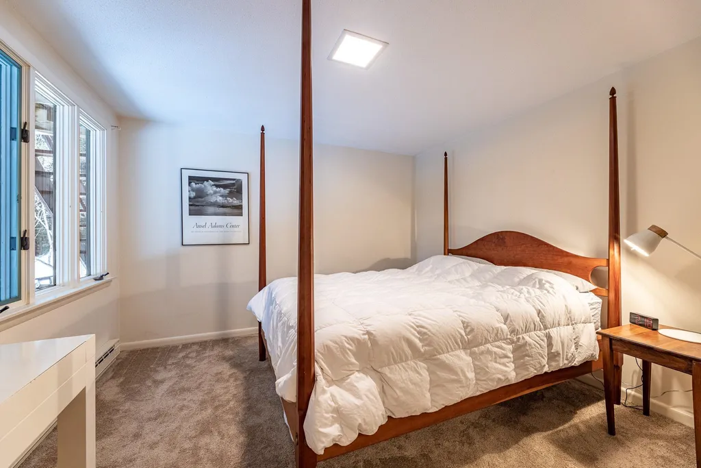 1 S Esker Street Hanover NH 03755