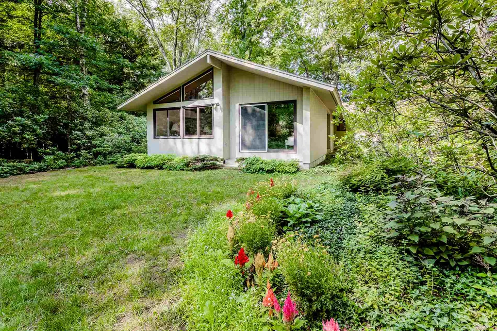 1 S Esker Street Hanover NH 03755