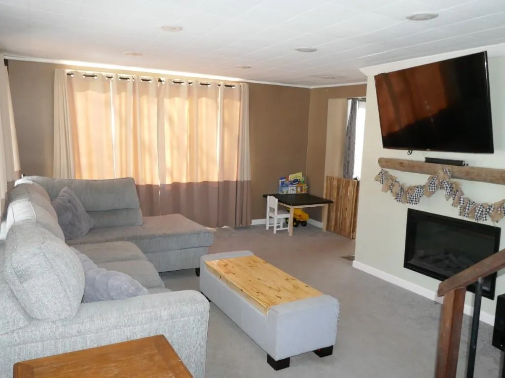 38 Epping Street Raymond NH 03077