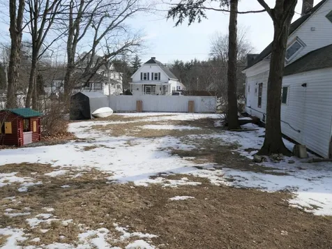 38 Epping Street Raymond NH 03077