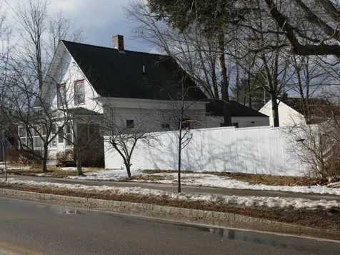 38 Epping Street Raymond NH 03077