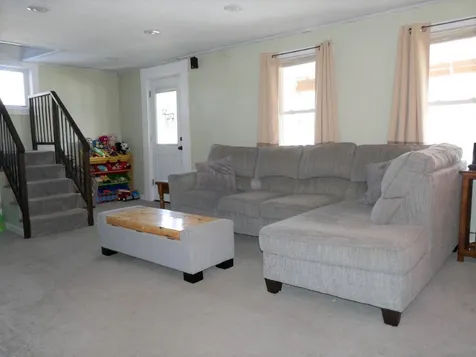 38 Epping Street Raymond NH 03077