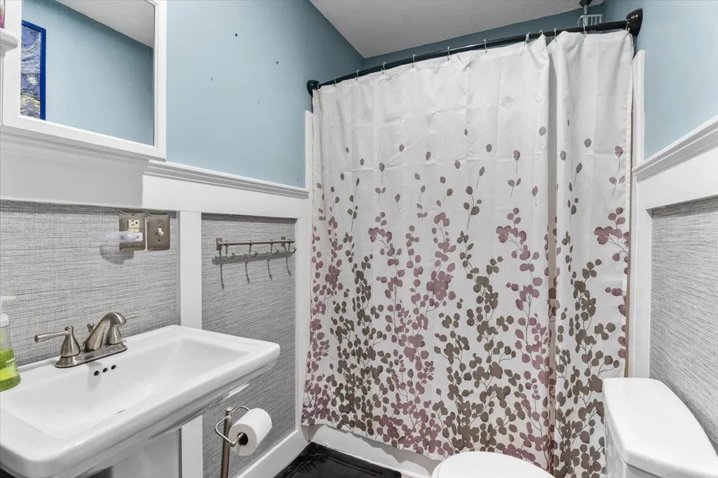 13 Cherry Tree Court St. Albans City VT 05478