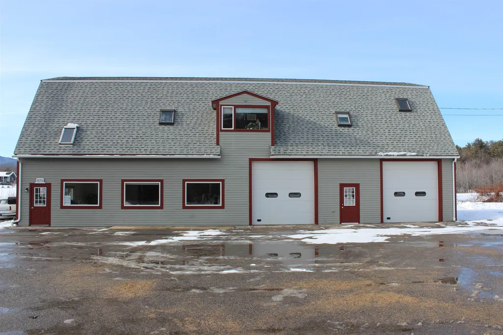 1195 Whittier Highway Moultonborough NH 03254