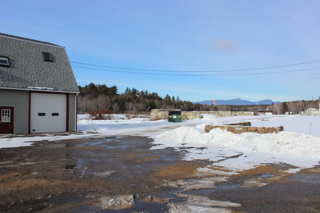 1195 Whittier Highway Moultonborough NH 03254