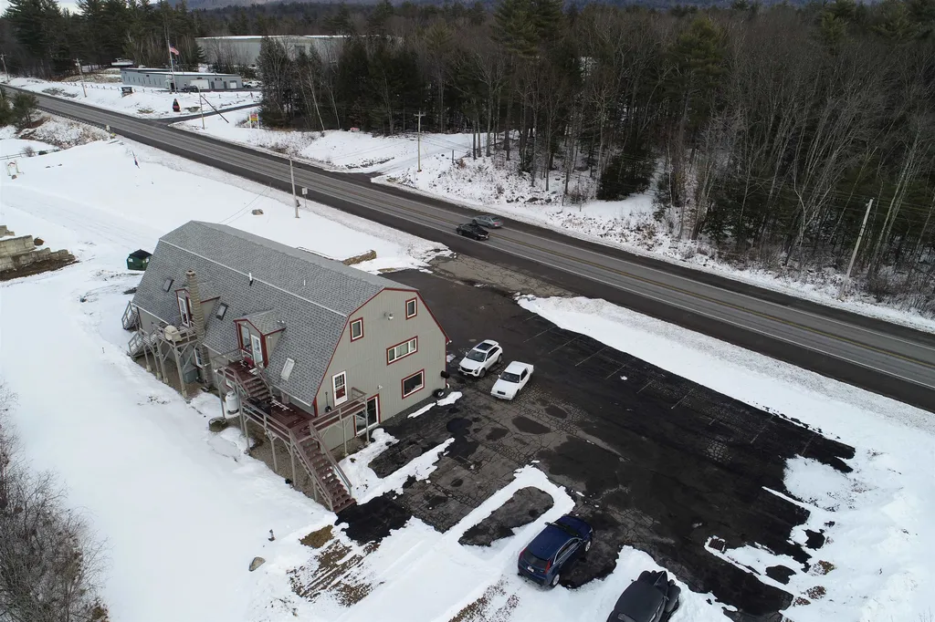 1195 Whittier Highway Moultonborough NH 03254